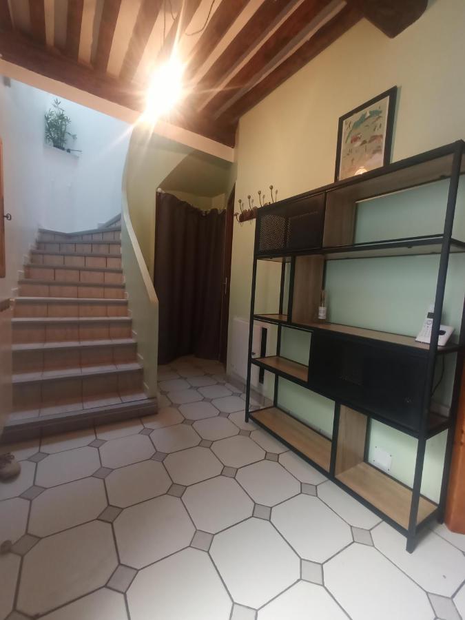 La Maison Sous Le Chateau Tallard Exterior photo
